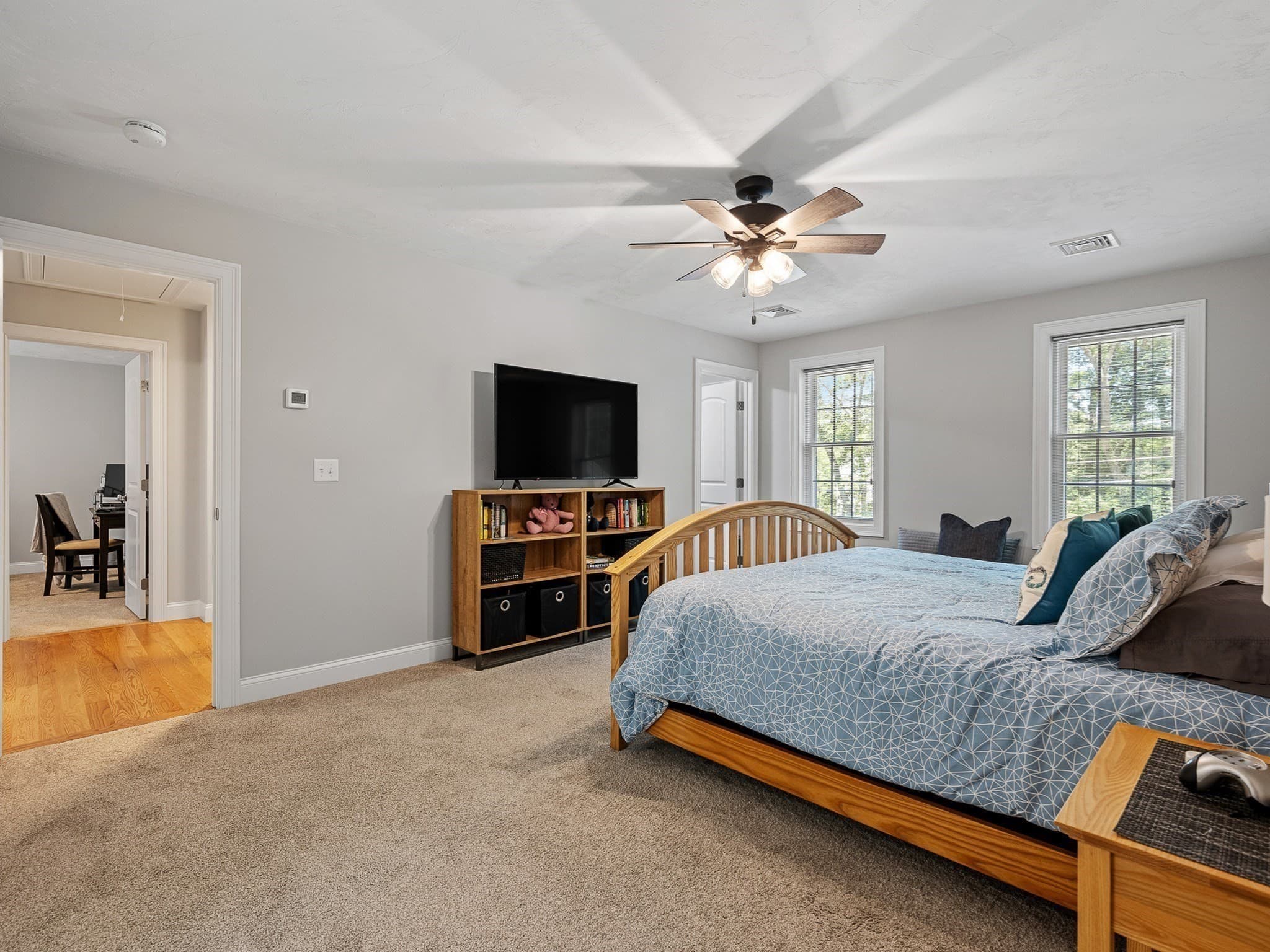 Single Family Residence at 85 East St, Uxbridge MA 01569, photo 25 of 42