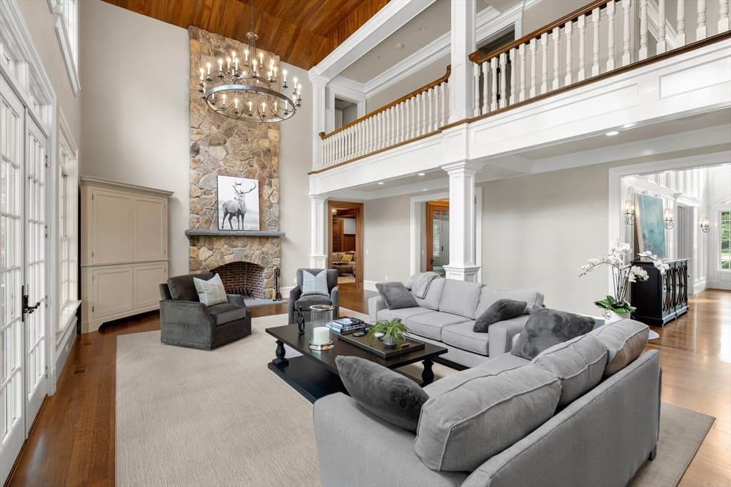 Single Family Residence at 540 Harland St, Milton MA 02186, photo 10 of 27