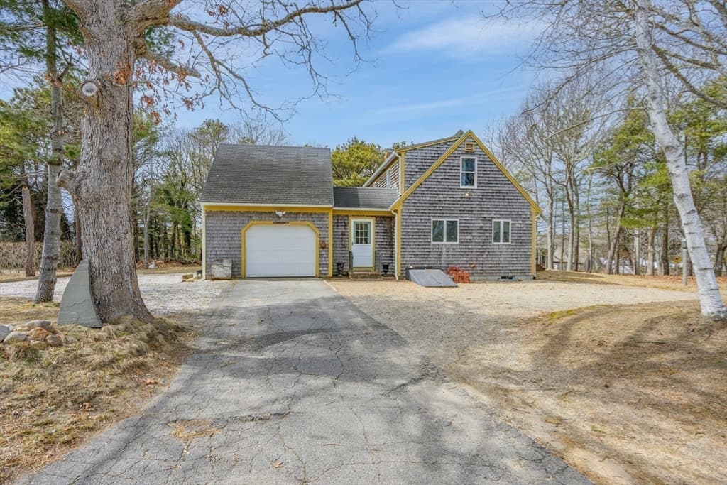 Single Family Residence at 32 Tip Cart Dr, Chatham MA 02633, Chatham, photo 21 of 31
