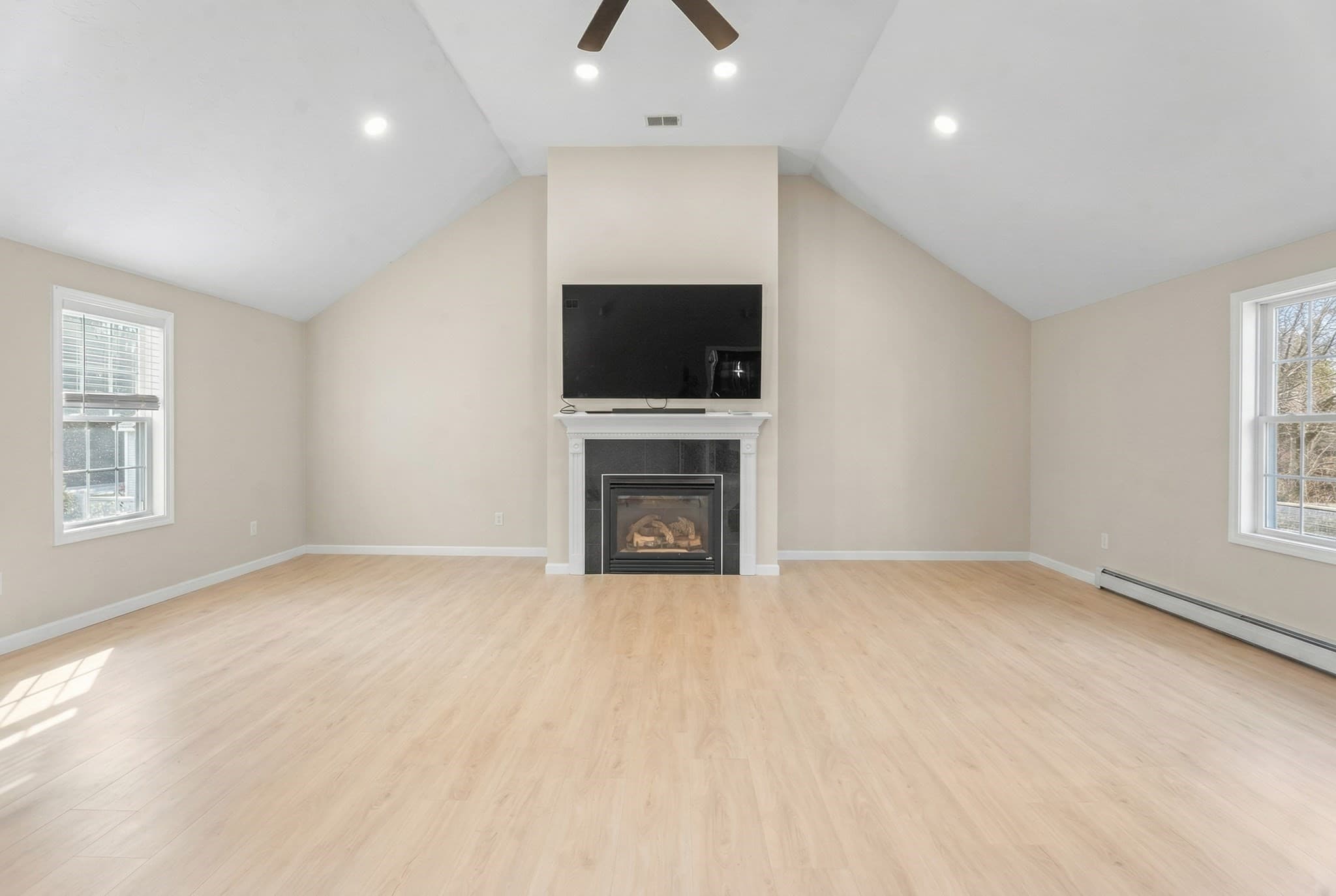 Single Family Residence at 455 East St, West Bridgewater MA 02379, West Bridgewater, photo 10 of 28
