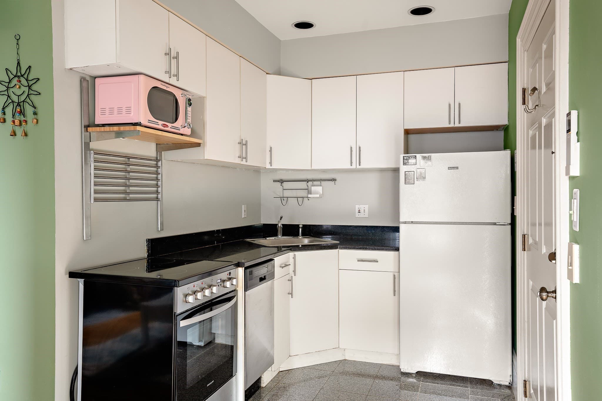 Condominium at 565 Massachusetts Ave. # 4, Boston MA 02118, photo 8 of 21