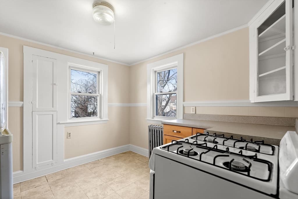74 Myrtle St, Lynn MA 01905 photo 28