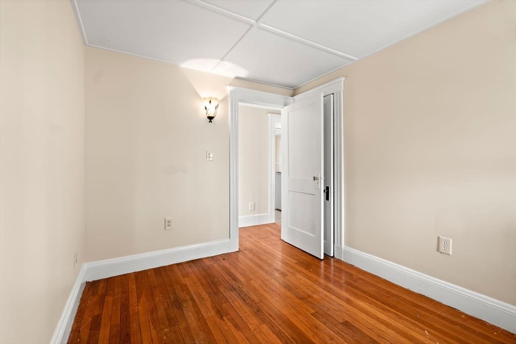 74 Myrtle St, Lynn MA 01905 photo 25
