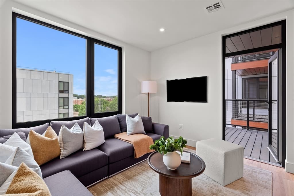 Condominium at 1515 Commonwealth Ave # 714, Boston MA 02135, photo 8 of 42