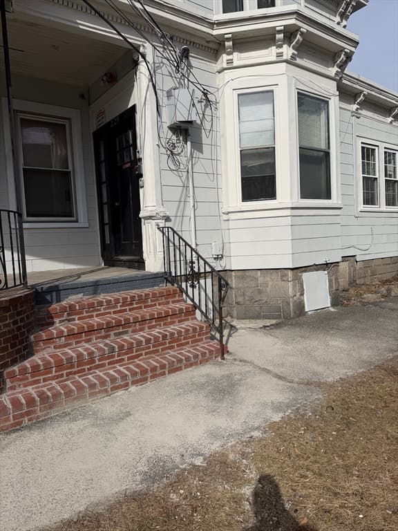 229 Jackson St, Lawrence MA 01841 photo 6