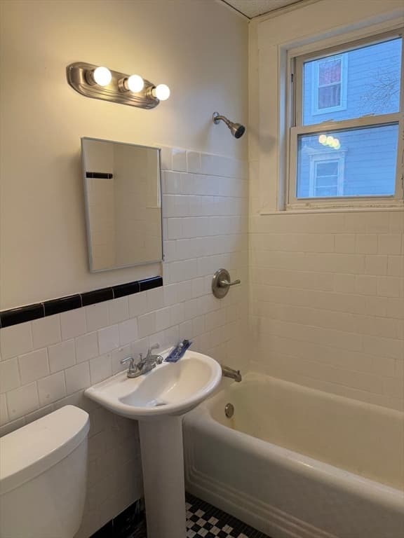 229 Jackson St, Lawrence MA 01841 photo 15