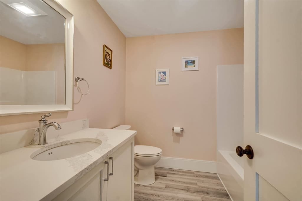 29 Southfield Ln # 29, Sherborn MA 01770 photo 17