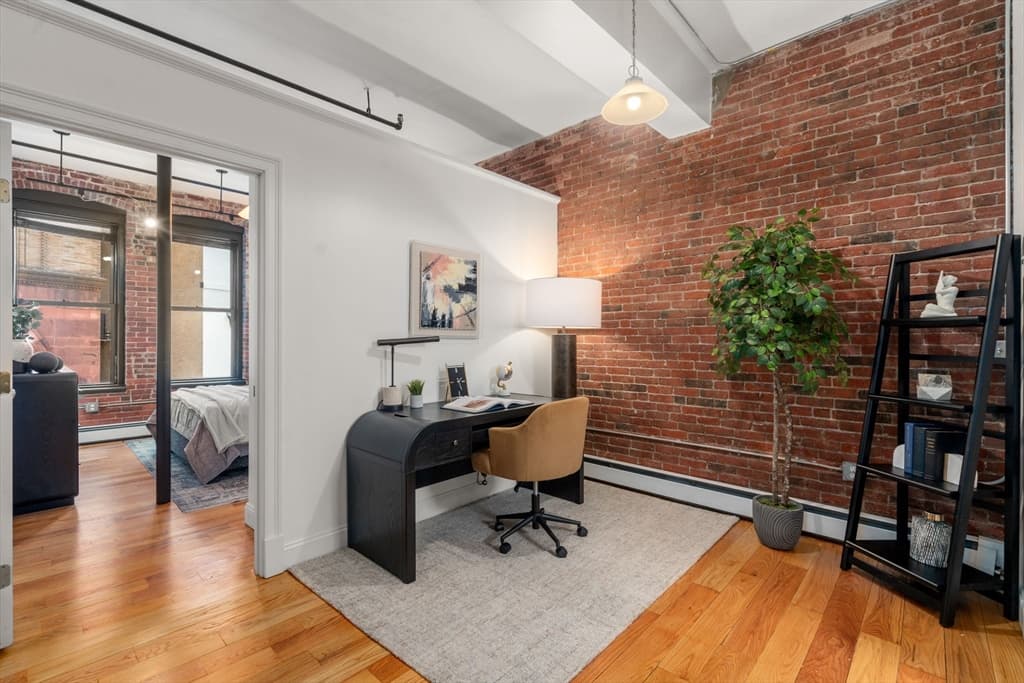 Condominium at 13-19 Stanhope Street # 2B, Boston MA 02116, photo 12 of 23