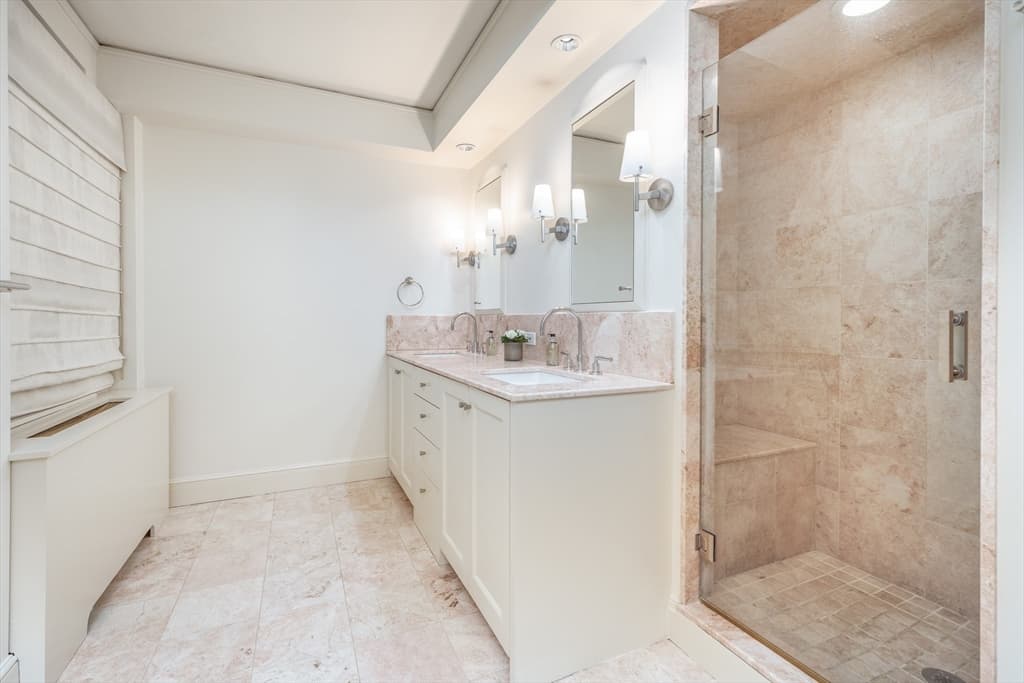 Condominium at 172 Beacon St # 3, Boston MA 02116, photo 30 of 39