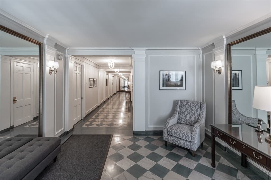 Condominium at 172 Beacon St # 3, Boston MA 02116, photo 38 of 39