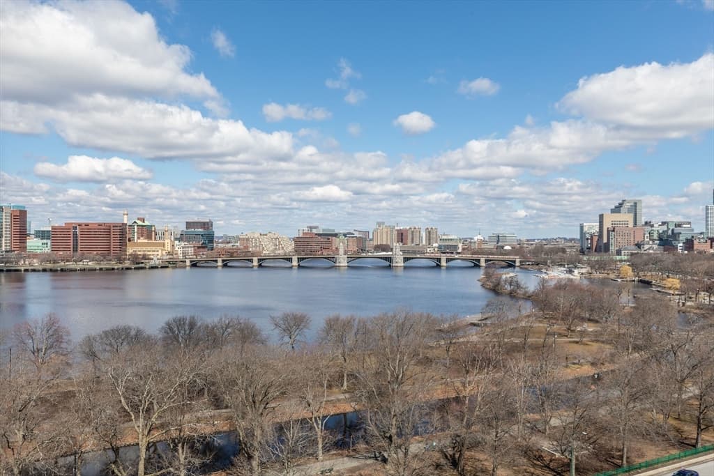 Condominium at 172 Beacon St # 3, Boston MA 02116, photo 35 of 39