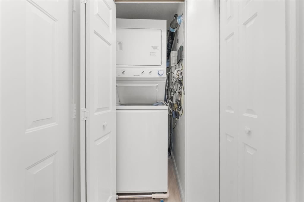 Condominium at 198 Locust St # 105, Lynn MA 01904, photo 13 of 21