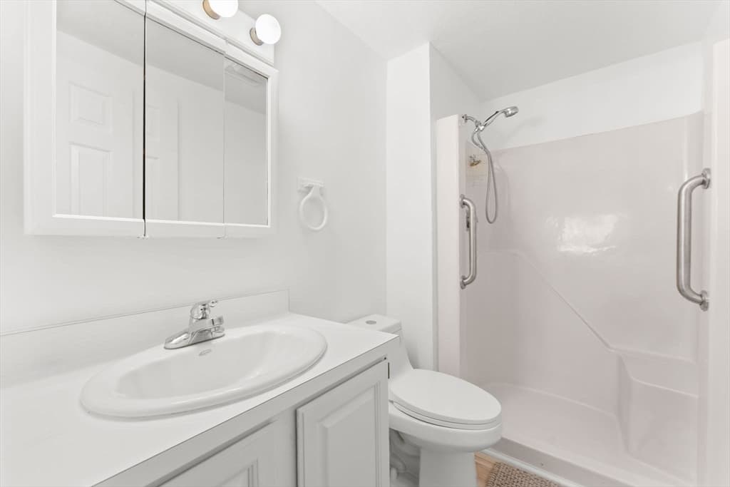 Condominium at 198 Locust St # 105, Lynn MA 01904, photo 10 of 21