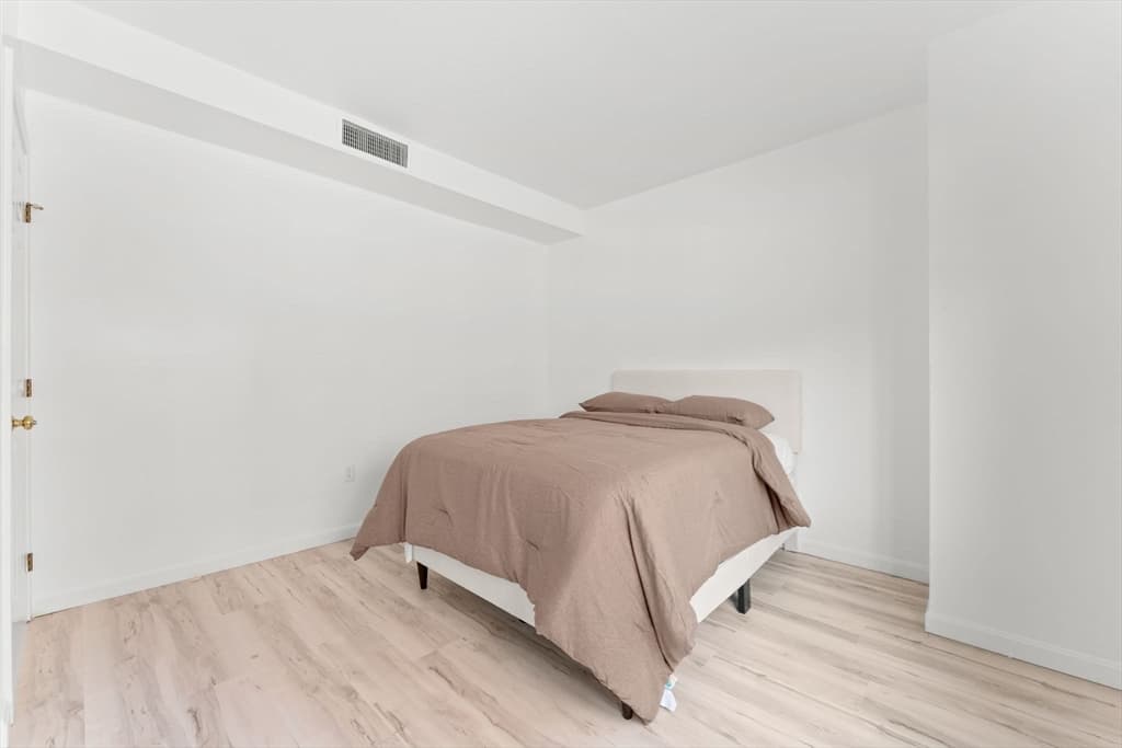 Condominium at 198 Locust St # 105, Lynn MA 01904, photo 11 of 21