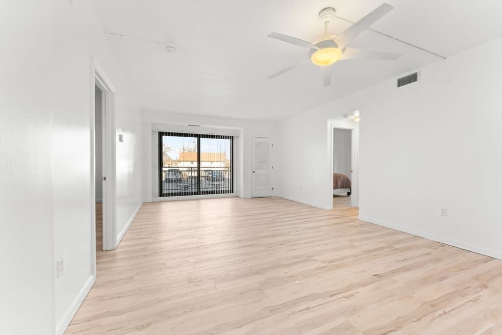 Condominium at 198 Locust St # 105, Lynn MA 01904, photo 4 of 21