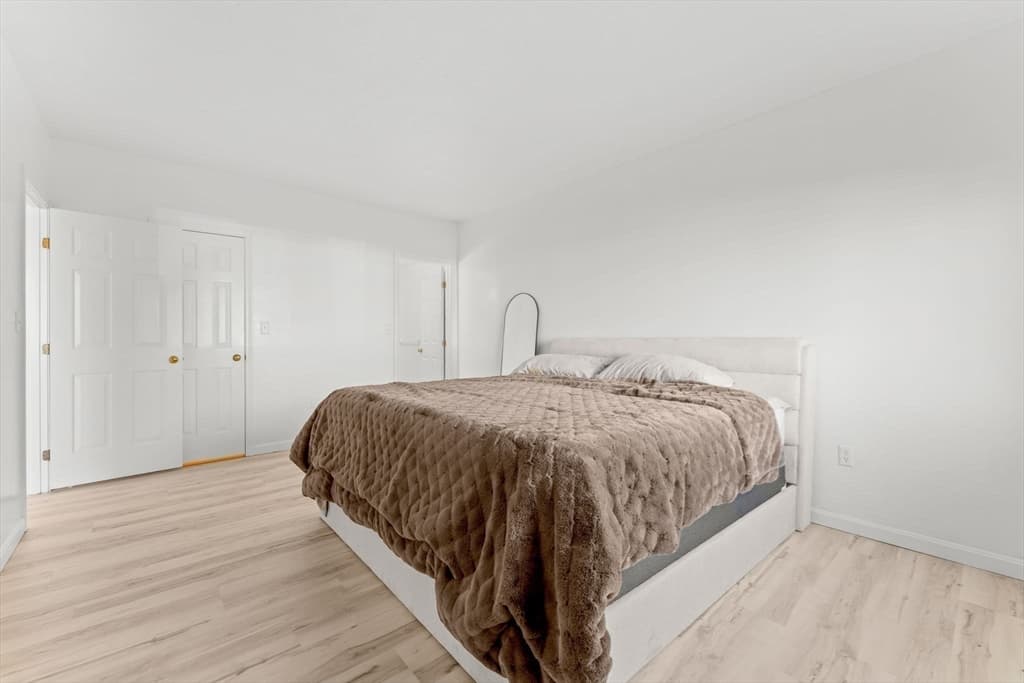 Condominium at 198 Locust St # 105, Lynn MA 01904, photo 8 of 21