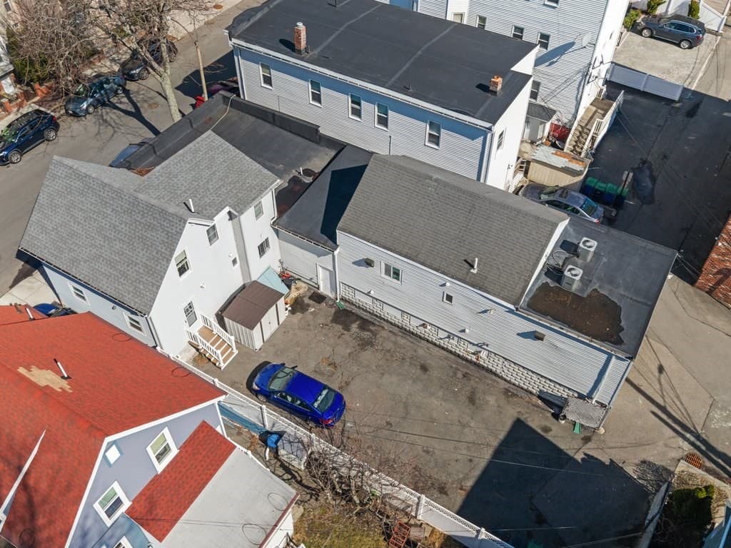 4 Family at 148 Pearl, Somerville MA 02145, photo 10 of 20