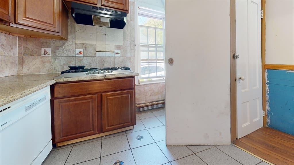 1022 Main St, Worcester MA 01603 photo 26