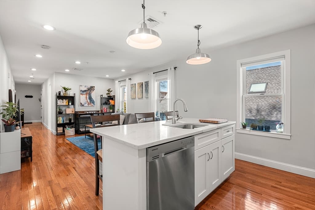 Condominium at 78-80 Rossmore # 2, Boston MA 02130, photo 2 of 19