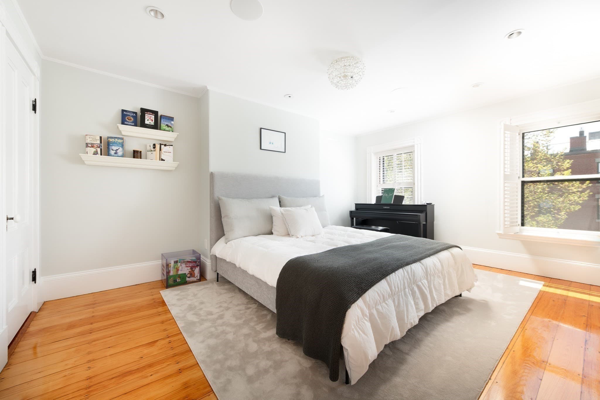 Single Family Residence at 340 Marlborough St, Boston MA 02115, photo 33 of 42