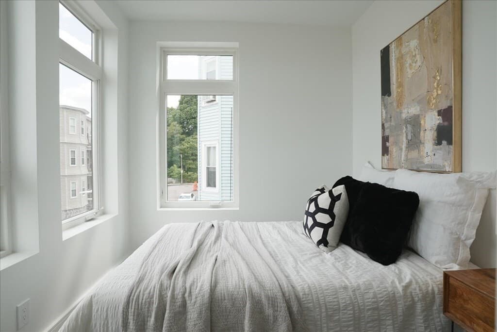 Condominium at 29 Woodford St # 1, Boston MA 02125, photo 9 of 28