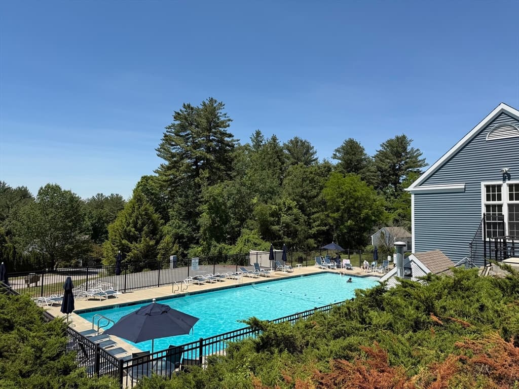 Condominium at 11 Longmeadow Way # 11, Acton MA 01720, photo 2 of 29