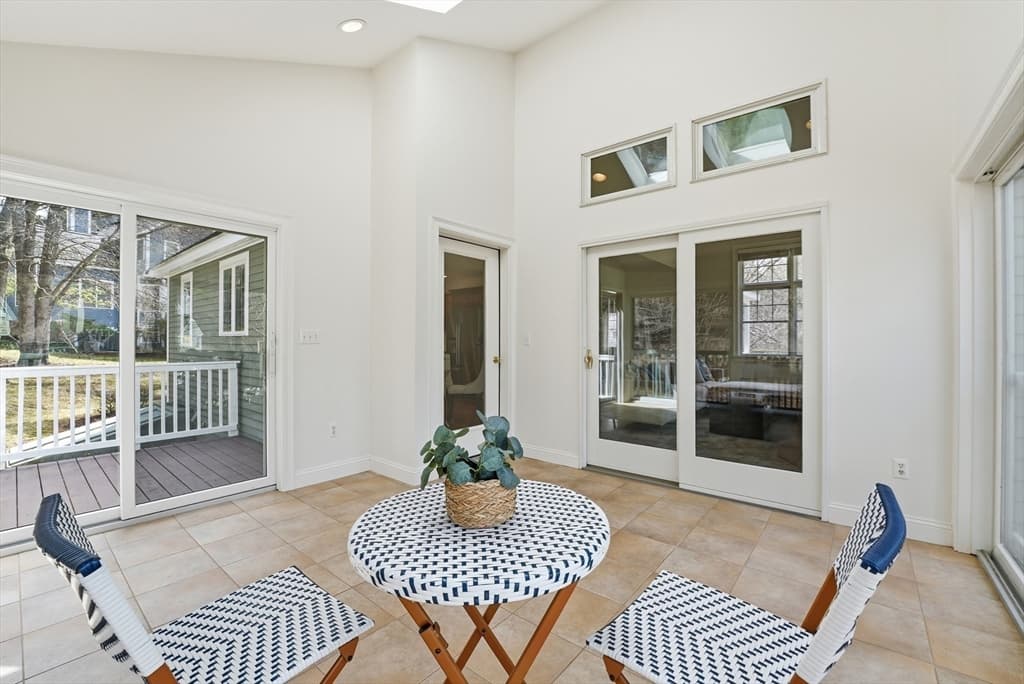 Condominium at 11 Longmeadow Way # 11, Acton MA 01720, photo 5 of 29