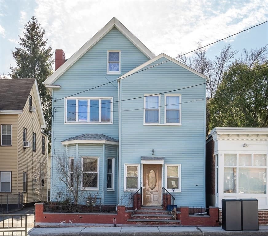 34 Summer St, Somerville MA 02143