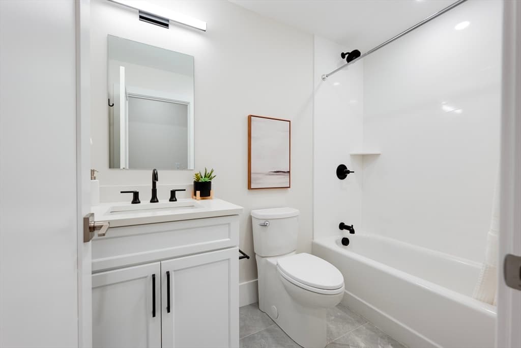 62 Foundry St # 202, Wakefield MA 01880 photo 18