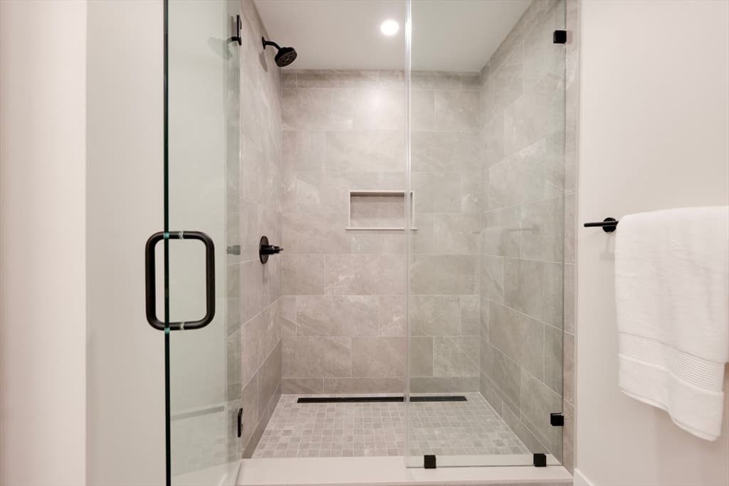 62 Foundry St # 202, Wakefield MA 01880 photo 15