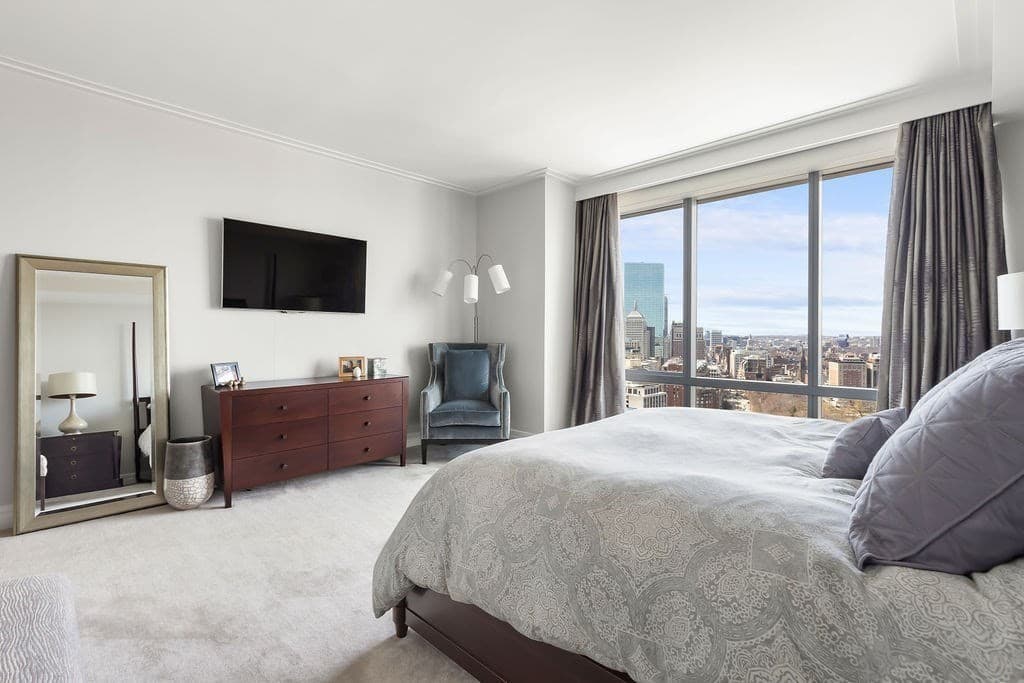 Condominium at 1 Avery # 27B, Boston MA 02111, photo 27 of 42