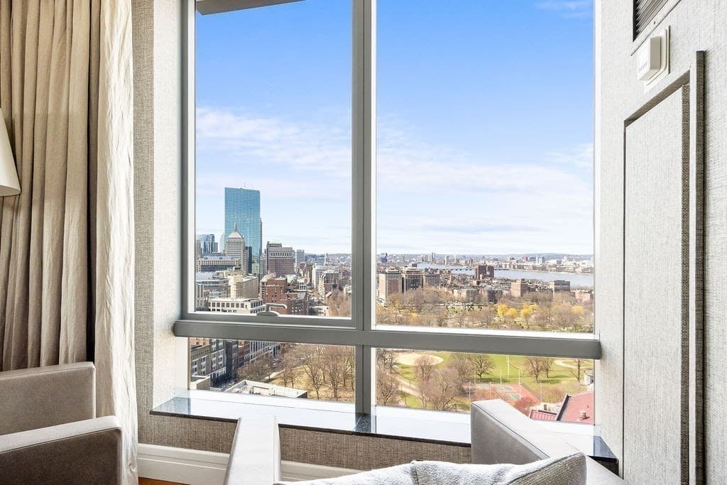 Condominium at 1 Avery # 27B, Boston MA 02111, photo 32 of 42