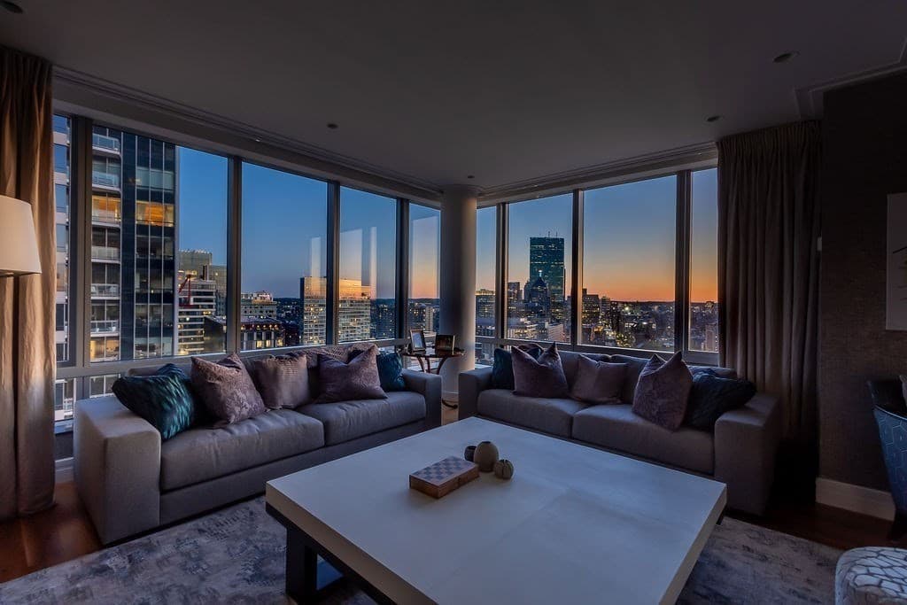 Condominium at 1 Avery # 27B, Boston MA 02111, photo 37 of 42