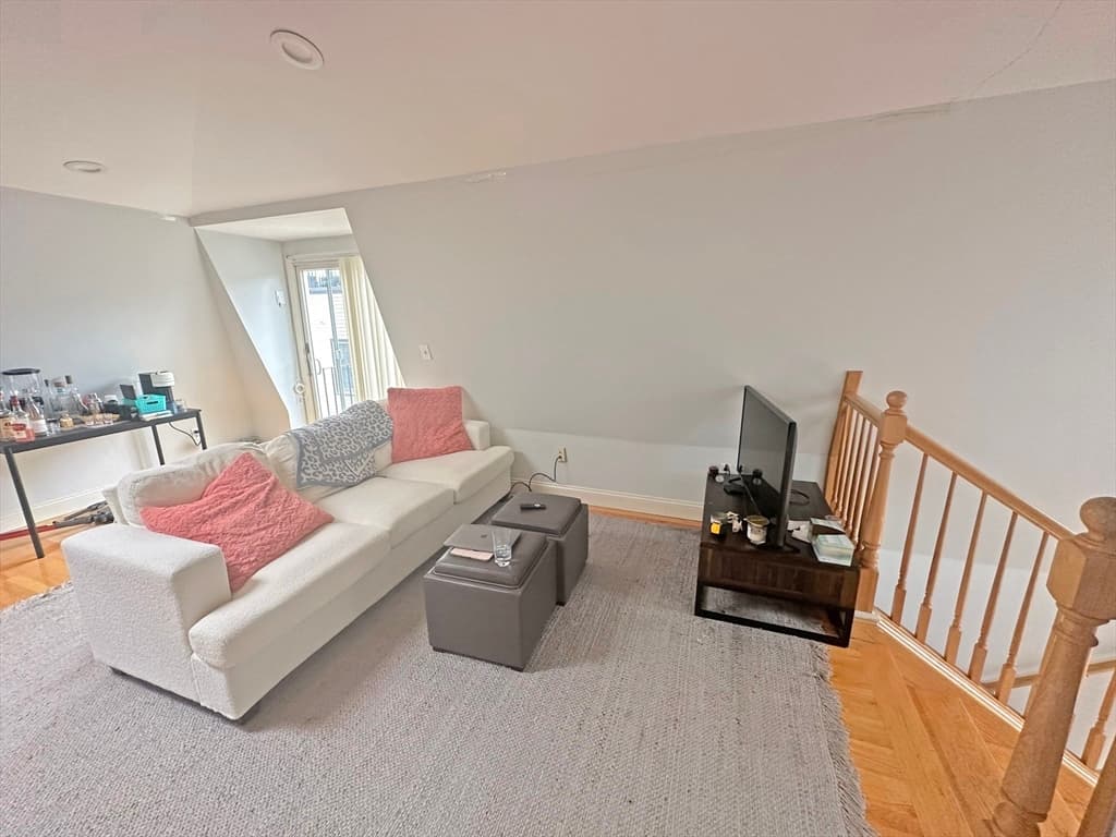 3 Family at 550 E 3rd St, Boston MA 02127, photo 5 of 12