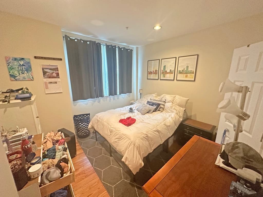 3 Family at 550 E 3rd St, Boston MA 02127, photo 9 of 12