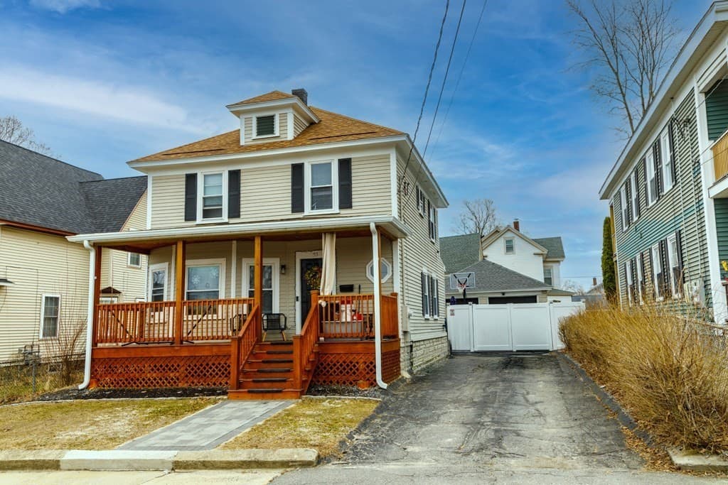 33 Henry Street, Fitchburg MA 01420