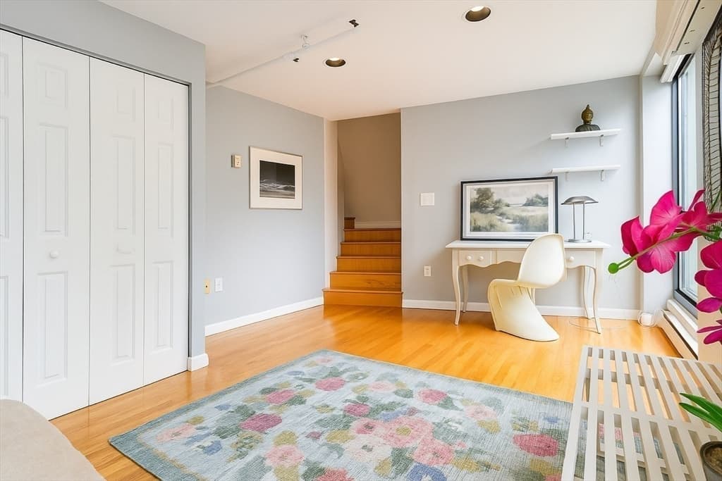 Condominium at 12 Stoneholm St # 520, Boston MA 02115, photo 5 of 13