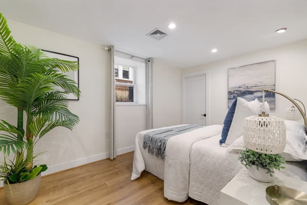 303 Russett Road, Brookline MA 02467 photo 31