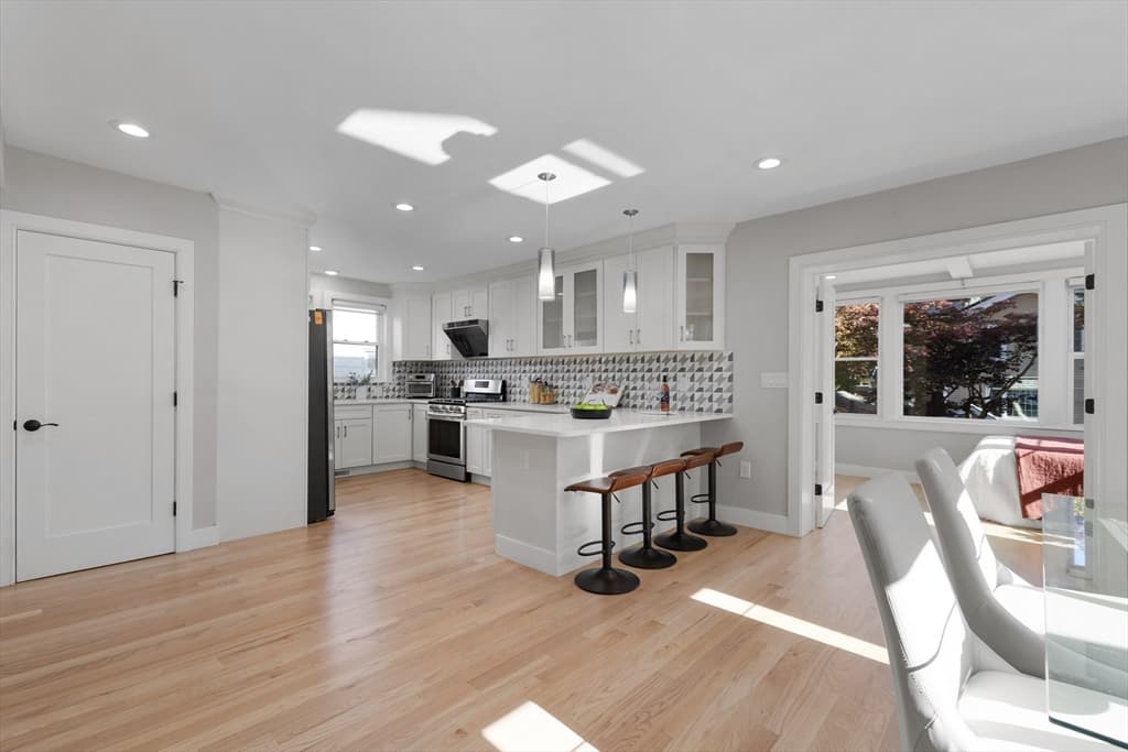 303 Russett Road, Brookline MA 02467 photo 8