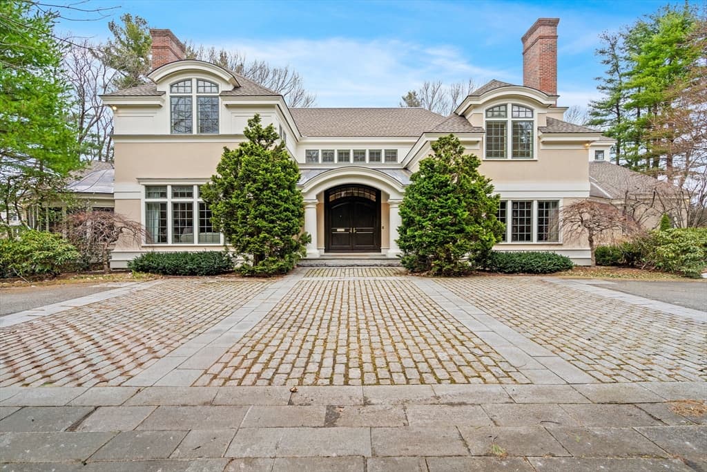 135 Marsh St, Belmont MA 02478