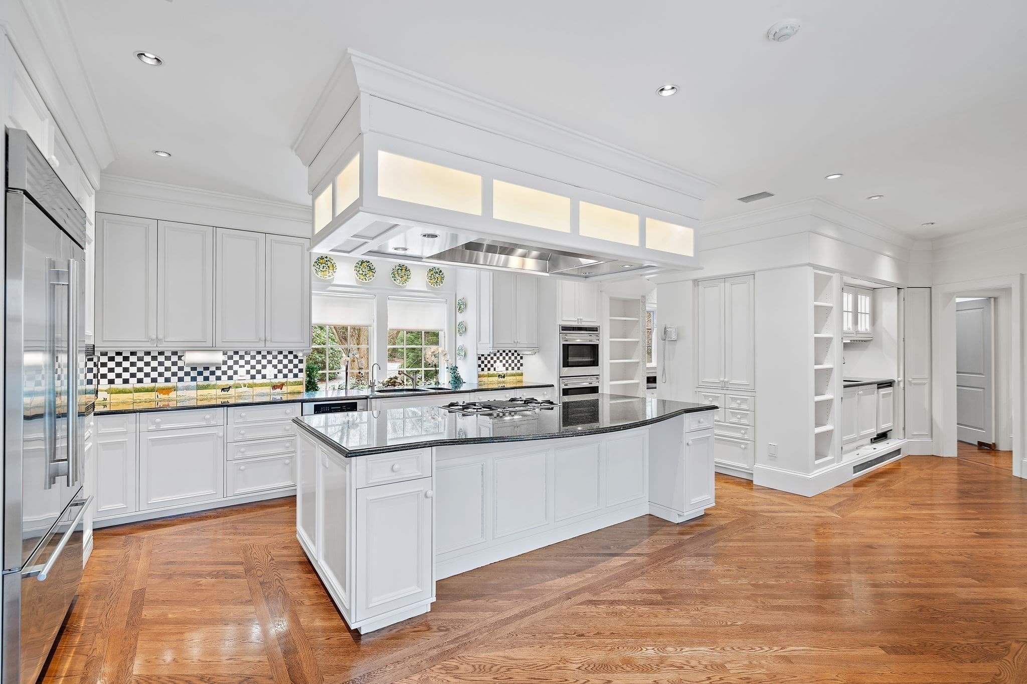 Single Family Residence at 135 Marsh St, Belmont MA 02478, Belmont, photo 18 of 33