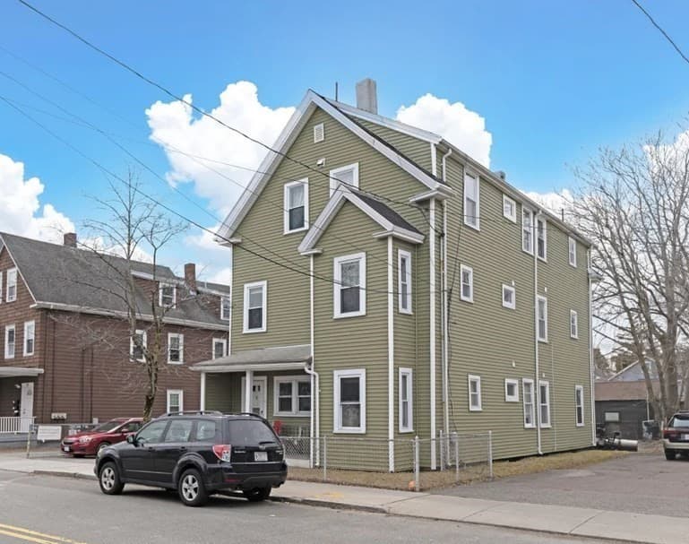 5-9 Family at 57 Cedar St, Cambridge MA 02140, Cambridge, photo 2 of 17