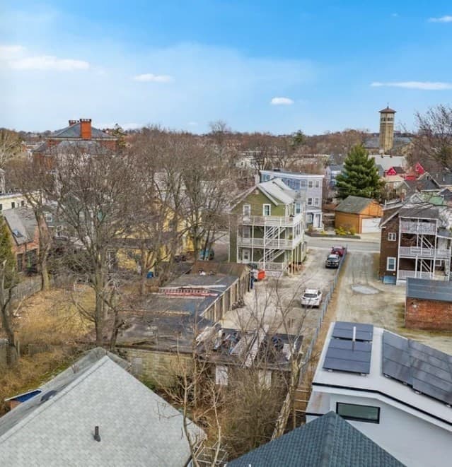 5-9 Family at 57 Cedar St, Cambridge MA 02140, Cambridge, photo 8 of 17
