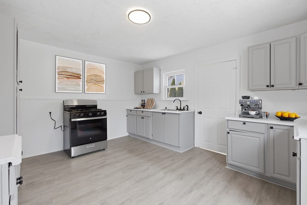 2120 Providence Rd, Northbridge MA 01534 photo 3