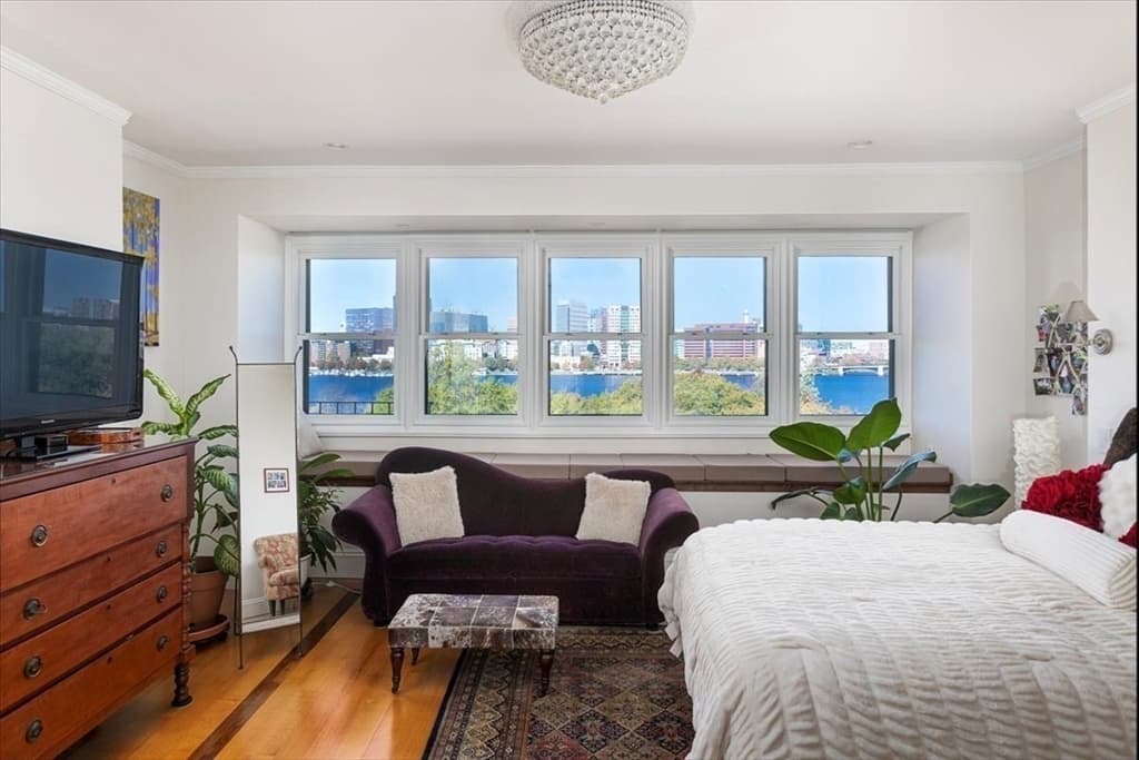 3 Family at 214 Beacon, Boston MA 02116, Boston, photo 11 of 21