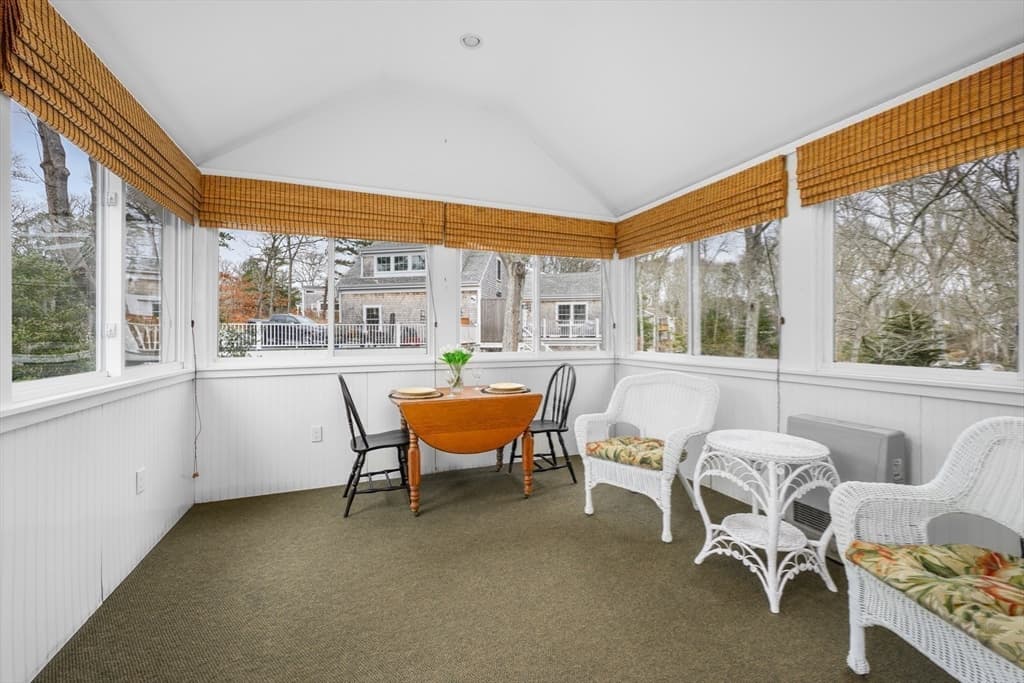 Single Family Residence at 177 Bayview Cir, Barnstable MA 02655, photo 9 of 38