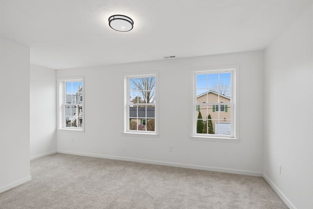 38 Colonial, Webster MA 01570 photo 20