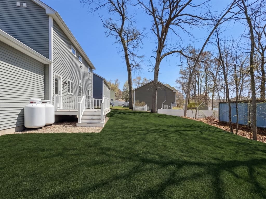 38 Colonial, Webster MA 01570 photo 33