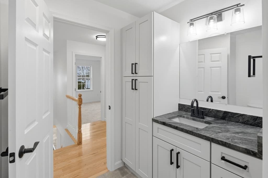 38 Colonial, Webster MA 01570 photo 25