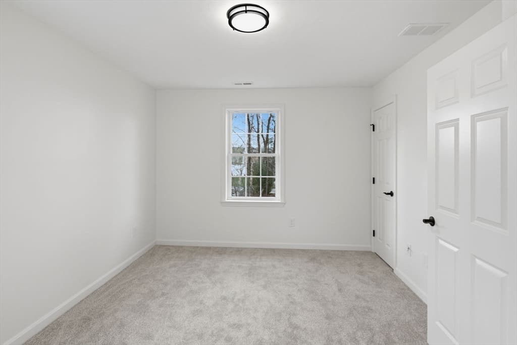 38 Colonial, Webster MA 01570 photo 21